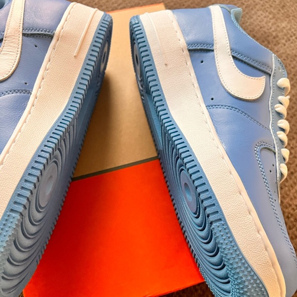 Air Force 1 Low Retro University Blue/White Brand New With Tags - Picture 1 of 9